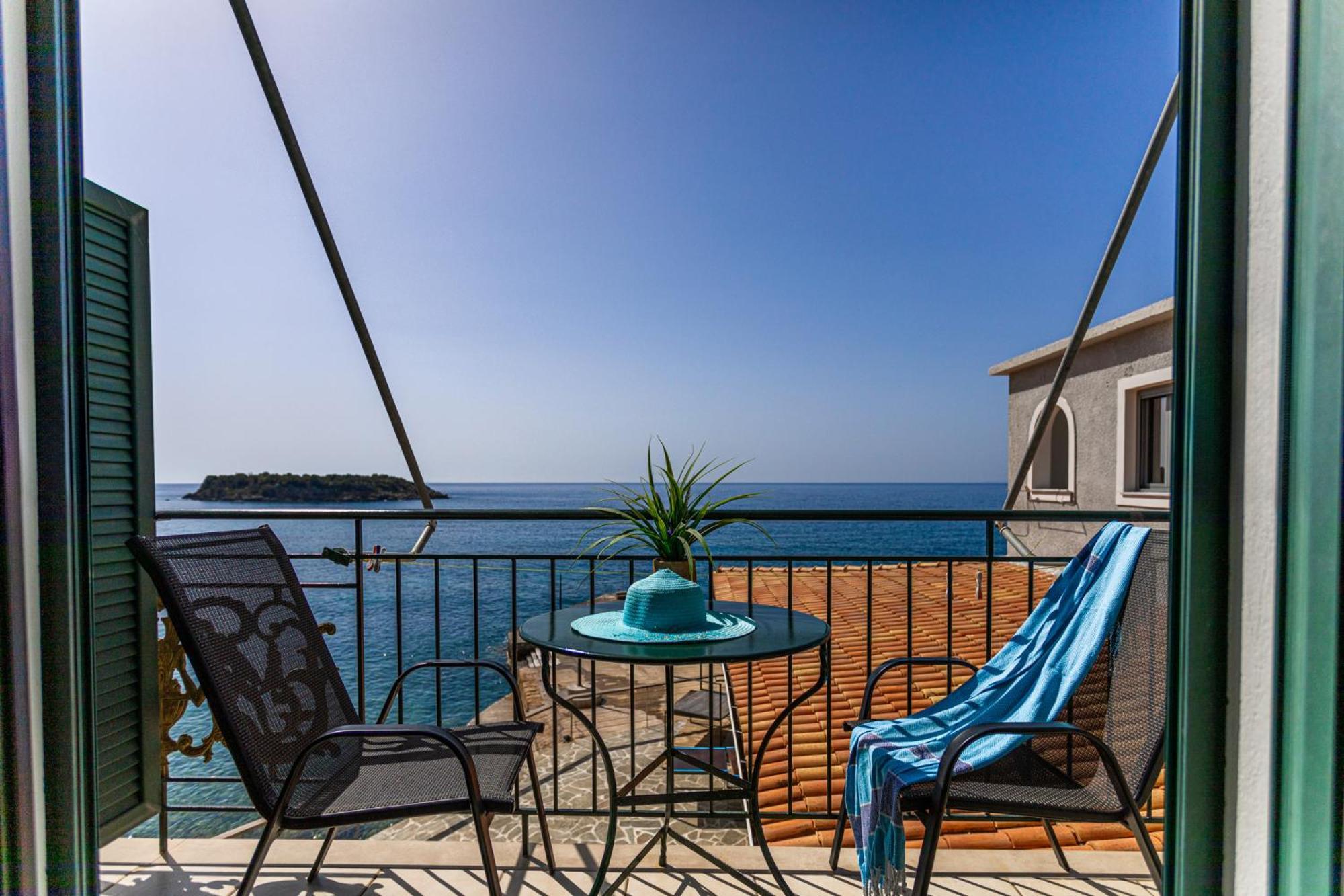 Marina Aparthotel Кардамили Екстериор снимка
