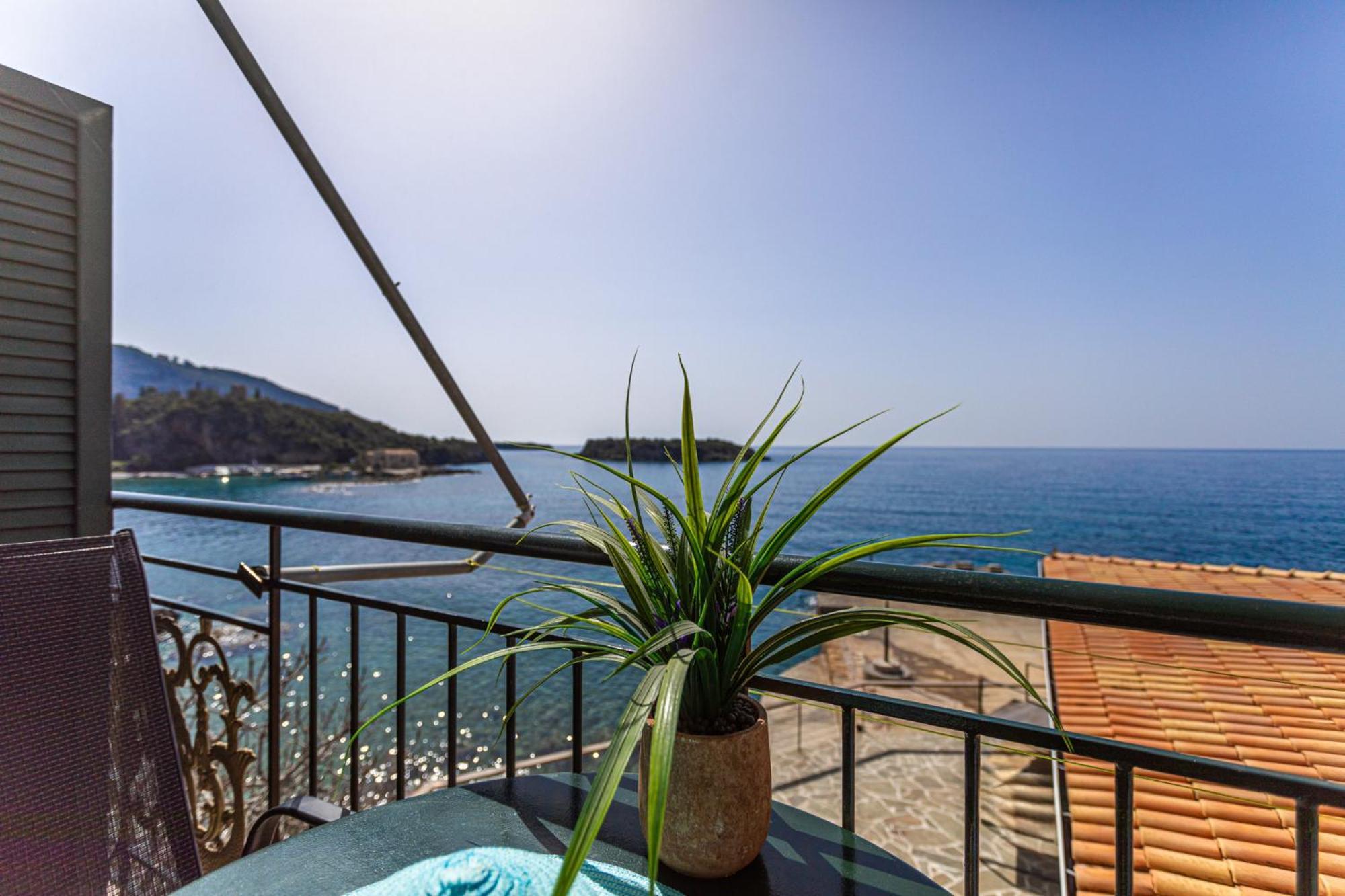 Marina Aparthotel Кардамили Екстериор снимка