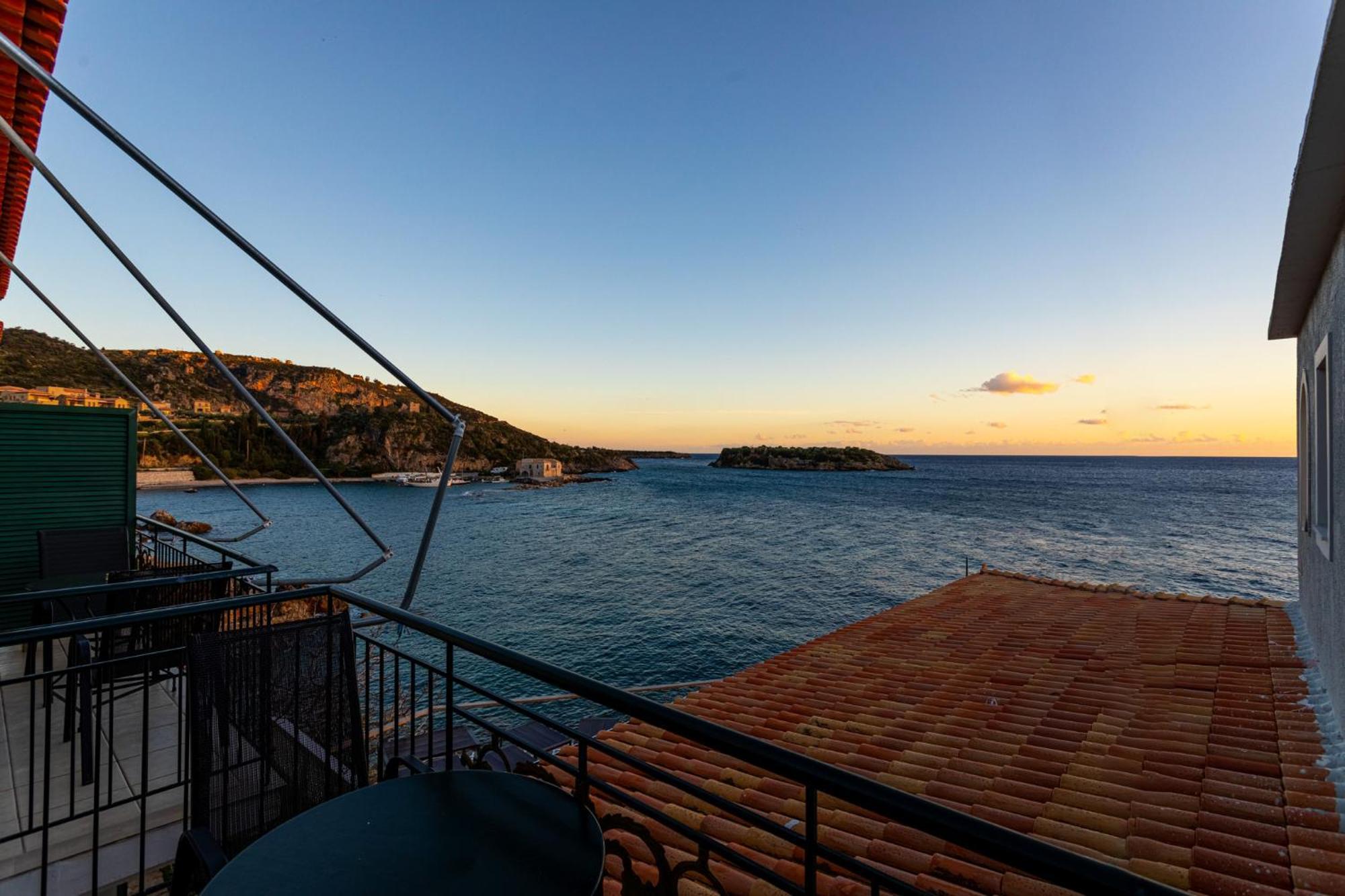 Marina Aparthotel Кардамили Екстериор снимка
